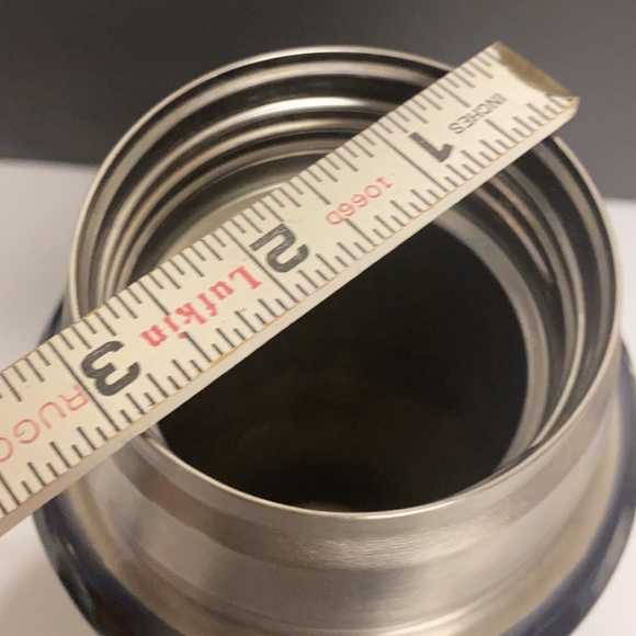 THERMOS Stainless King Vacuum-Insulated Beverage Bottle, 68 Ounce, Matte Blue - Picture 13 of 16